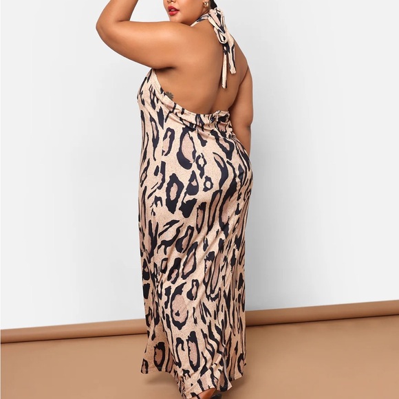 Leopard Halter Maxi Dress - Picture 2 of 3